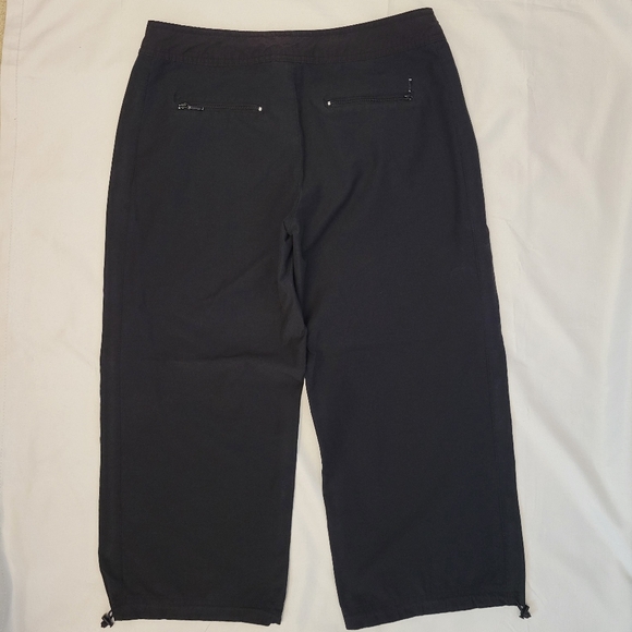 DANSKIN Athletic Drawstring Black Capri Small (4-6) - Picture 9 of 11